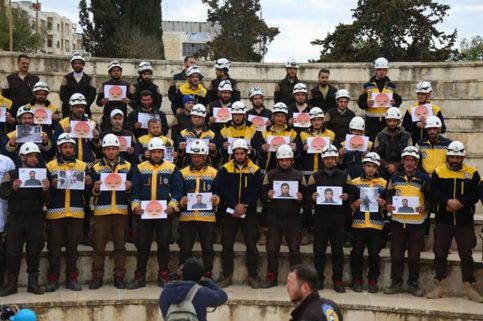 Le rassemblement des casques blancs en hommage aux sauveteurs martyrs