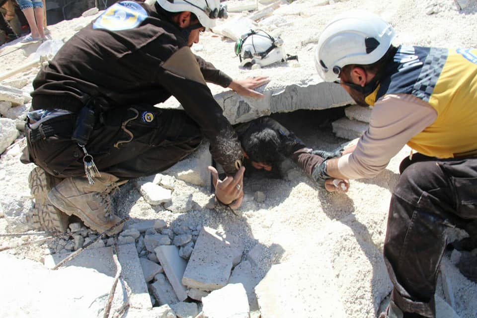 La destruction à Ariha après les raids aériens